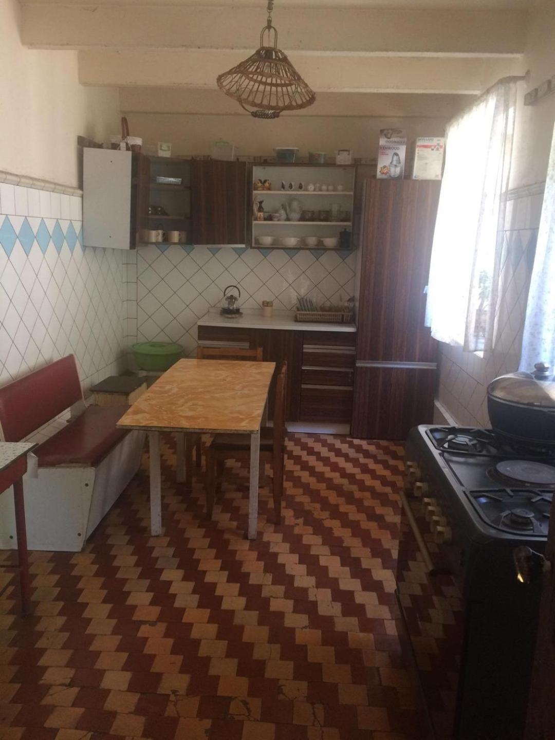 Ezo Hotel Jvari Luaran gambar