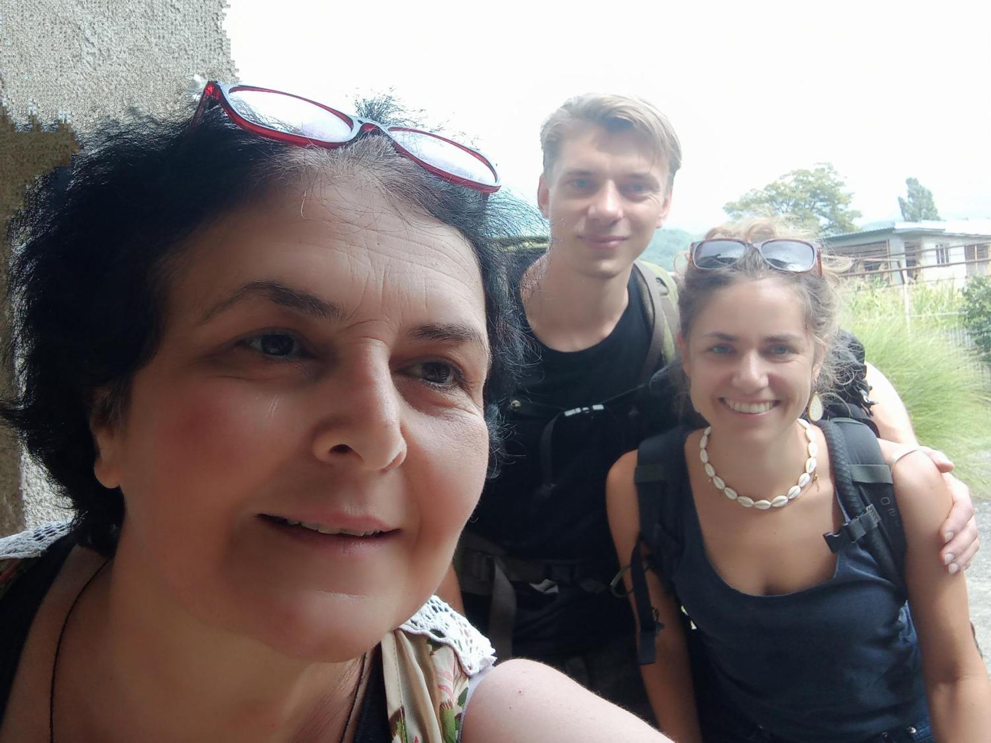 Ezo Hotel Jvari Luaran gambar